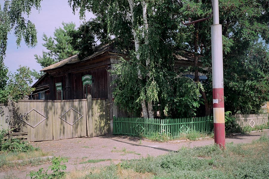 Погода саратовская область энгельсский пробуждение. Красный Яр Энгельсский район. Село красный Яр Саратовская область Энгельсский район. Церковь красный Яр Энгельсский район. Церковь в Красном Яре Энгельсского района.